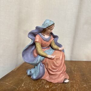 Kirkland Signature Replacement Piece Mother Mary Porcelain‎ Nativity Set #75177